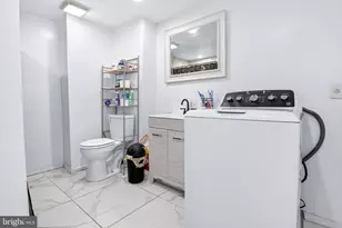 29 N 12th St, Harrisburg, PA 17103 - Photo 17