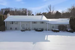 11 Hillymede Dr, Hummelstown, PA 17036 - Photo 1