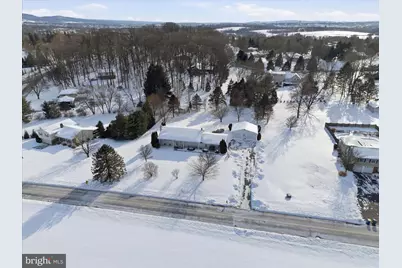11 Hillymede Drive, Hummelstown, PA 17036 - Photo 3
