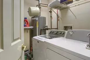 5809 Hidden Lake Dr, Harrisburg, PA 17111 - Photo 15