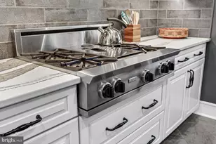 5533 N Front St, Harrisburg, PA 17110 - Photo 17