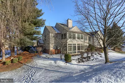 24 Glasgow Court, Hershey, PA 17033 - Photo 1