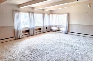 4300 Meadow Crest Rd, Harrisburg, PA 17112 - Photo 5