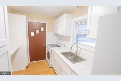 1301 S 18th Street, Harrisburg, PA 17104 - Photo 3