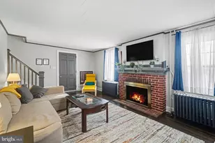 348 E Derry Rd, Hershey, PA 17033 - Photo 3