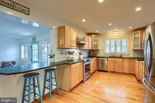 155 Oak Ln, Hershey, PA 17033 - Photo 15