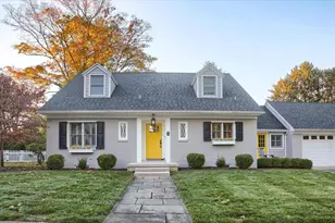 155 Oak Ln, Hershey, PA 17033 - Photo 1