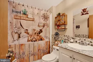 202 Dock St, Middletown, PA 17057 - Photo 15