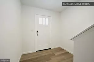 1015 Ashleigh Ln, Harrisburg, PA 17112 - Photo 5