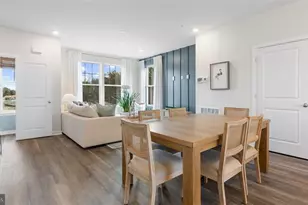 112 Barlett Ln, Harrisburg, PA 17111 - Photo 5