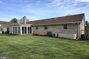 214 William Dr, Hershey, PA 17033 - Photo 5