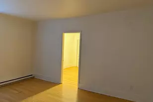 2004 Kensington St, Harrisburg, PA 17104 - Photo 3