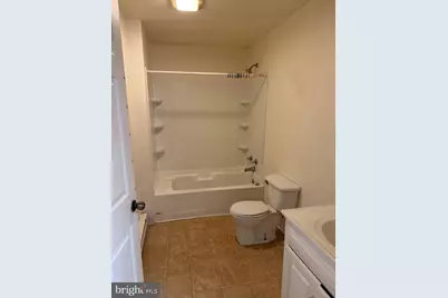 2004 Kensington Street, Harrisburg, PA 17104 - Photo 9