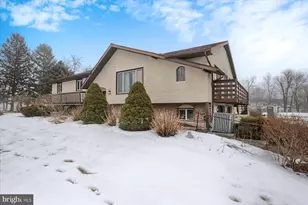 119 Red Fox Ln, Harrisburg, PA 17112 - Photo 3