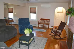 4061 Locust Ln, Harrisburg, PA 17109 - Photo 13