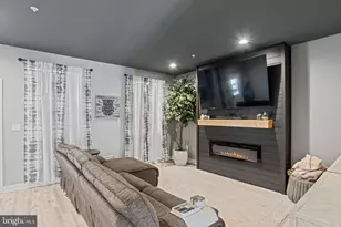 160 High Pointe Dr, Hummelstown, PA 17036 - Photo 5