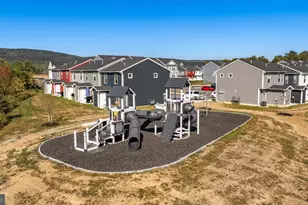 2750 Maplewood Cir, Harrisburg, PA 17110 - Photo 33