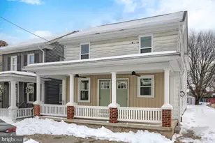 416 Penn St, Middletown, PA 17057 - Photo 1