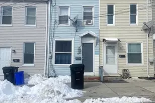 426 Hamilton St, Harrisburg, PA 17102 - Photo 1