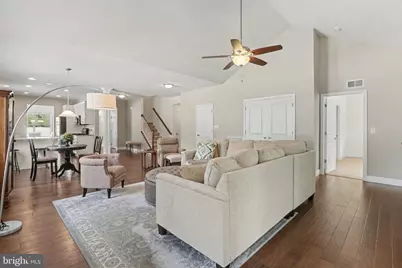 4305 Stoneleigh Court, Harrisburg, PA 17112 - Photo 5