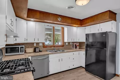 1361 Norton Road, Harrisburg, PA 17113 - Photo 5