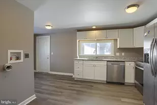 801 N Mountain Rd, Harrisburg, PA 17112 - Photo 9