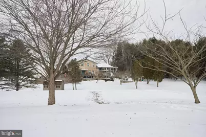 128 Circle Drive, Harrisburg, PA 17112 - Photo 3