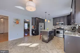 2124 Southpoint Dr, Hummelstown, PA 17036 - Photo 9