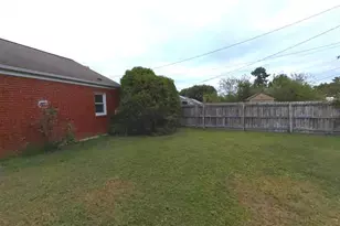 5017 Mauretania Ave, Harrisburg, PA 17109 - Photo 3