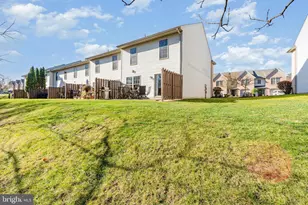 461 Waverly Woods Dr, Harrisburg, PA 17110 - Photo 25