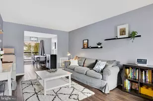 305 Saddle Ridge Ct, Harrisburg, PA 17110 - Photo 5