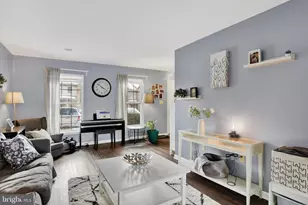 305 Saddle Ridge Ct, Harrisburg, PA 17110 - Photo 3