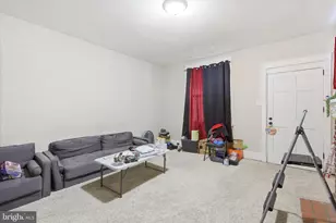 1815 Holly St, Harrisburg, PA 17104 - Photo 3