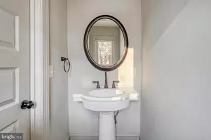 2013 Green St, Harrisburg, PA 17102 - Photo 31