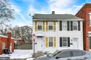 1732 Walnut St, Harrisburg, PA 17103 - Photo 1