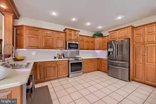 4972 Farmington Rd, Harrisburg, PA 17112 - Photo 13