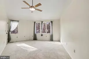 4712 Great Oak Ln, Harrisburg, PA 17110 - Photo 17