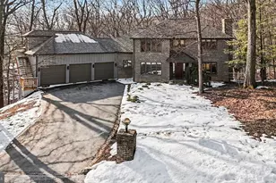 4712 Great Oak Ln, Harrisburg, PA 17110 - Photo 3