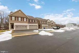 148 Sage Blvd, Middletown, PA 17057 - Photo 3