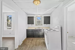 712 N 19th St, Harrisburg, PA 17103 - Photo 7