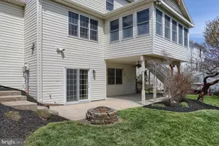 885 Sunny Hill Ln, Harrisburg, PA 17111 - Photo 9