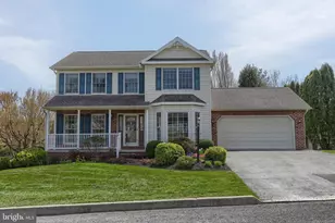 885 Sunny Hill Ln, Harrisburg, PA 17111 - Photo 1