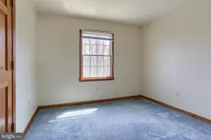 885 Sunny Hill Ln, Harrisburg, PA 17111 - Photo 25