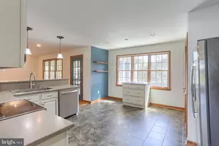 885 Sunny Hill Ln, Harrisburg, PA 17111 - Photo 41