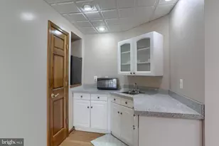 885 Sunny Hill Ln, Harrisburg, PA 17111 - Photo 33