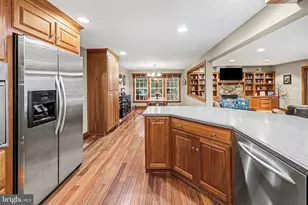 251 Maple Ave, Hershey, PA 17033 - Photo 9