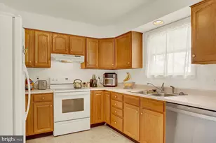 519 Sunday Dr, Harrisburg, PA 17111 - Photo 7