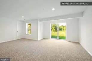 1007 Ashleigh Ln W, Harrisburg, PA 17112 - Photo 25