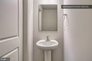 1007 Ashleigh Ln W, Harrisburg, PA 17112 - Photo 5