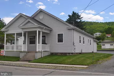 310 E Center Street, Millersburg, PA 17061 - Photo 3